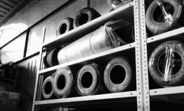 Voordelen van gebruikte legbordstellingen voor uw magazijn